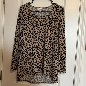 LulaRoe XS Leopard Print LS Tee